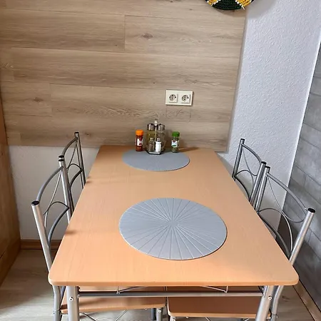 Apartment Kartels First Appart